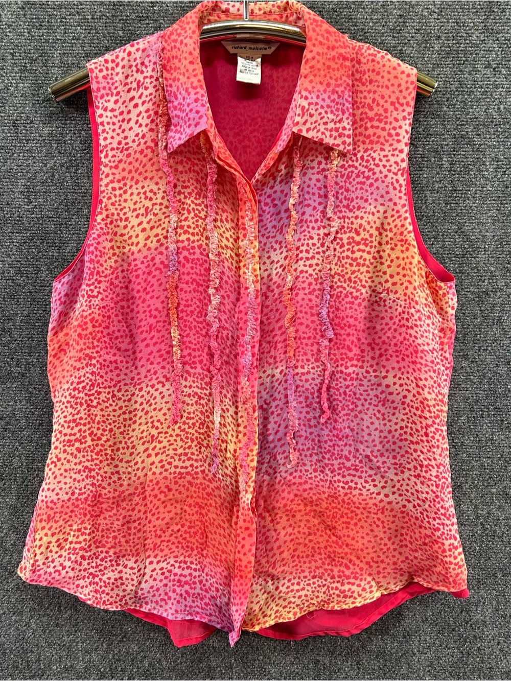 Richard Malcolm Sleeveless Button Down Blouse Medium 100% Silk Pink Orange Lined